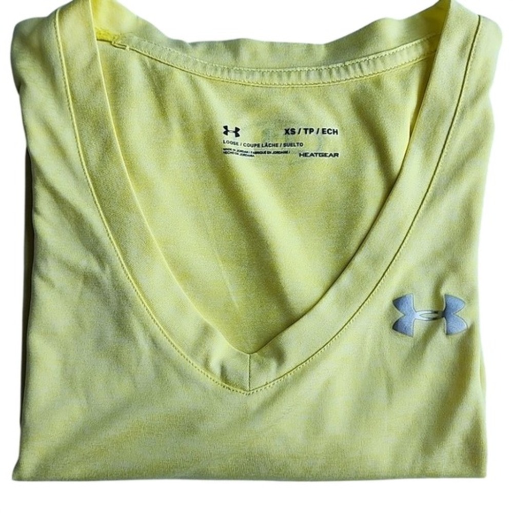 Under Armour HeatGear T-shirt‎ Loose Sz XS Powder Yellow Lightweight Breathable
